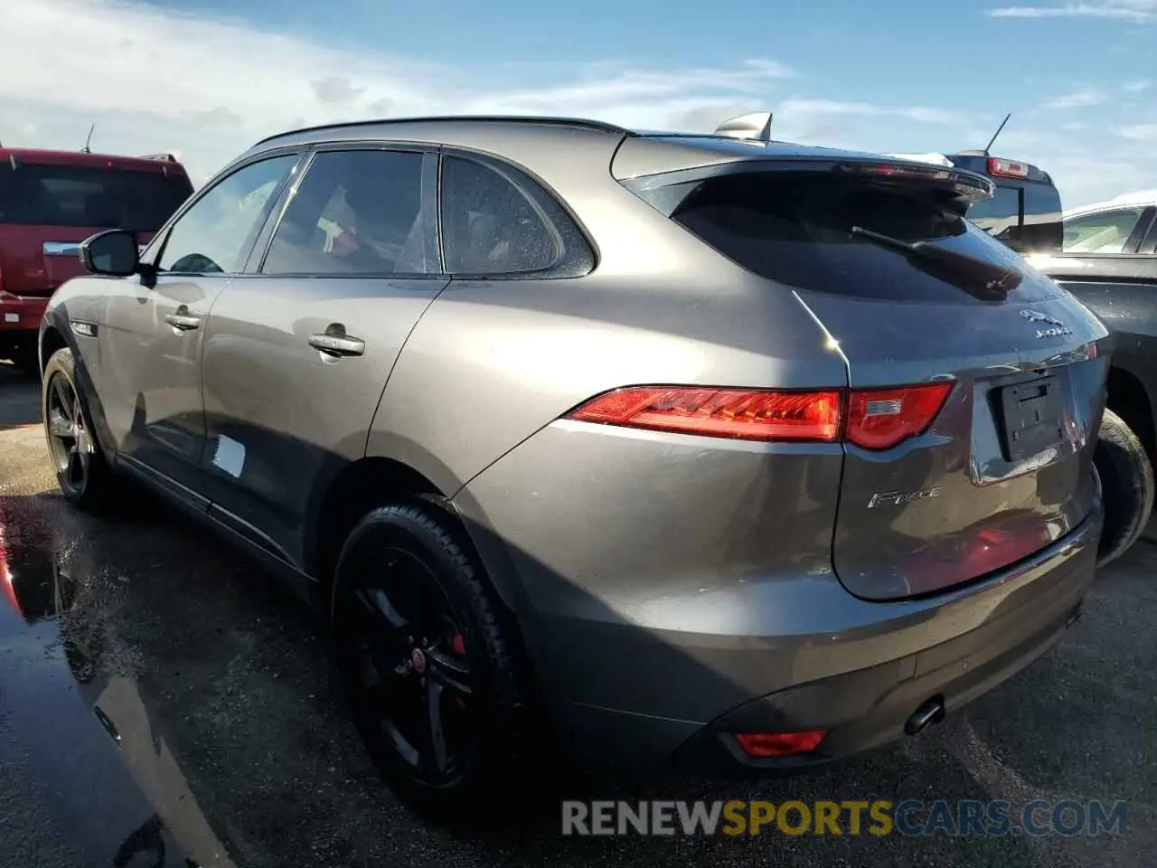 2 Photograph of a damaged car SADCL2FX2KA361879 JAGUAR F-PACE 2019