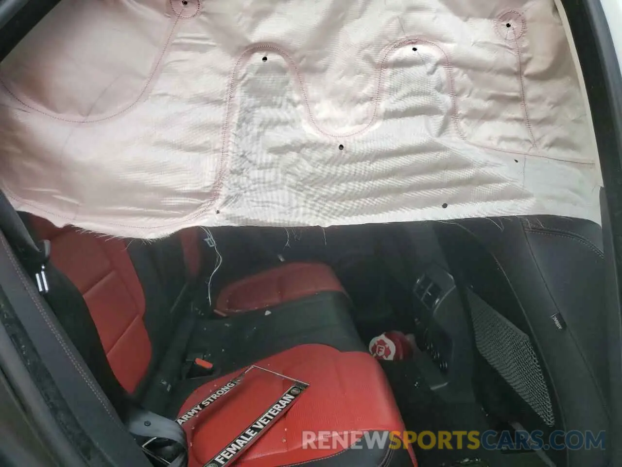 12 Photograph of a damaged car SADCL2FX3KA352611 JAGUAR F-PACE 2019