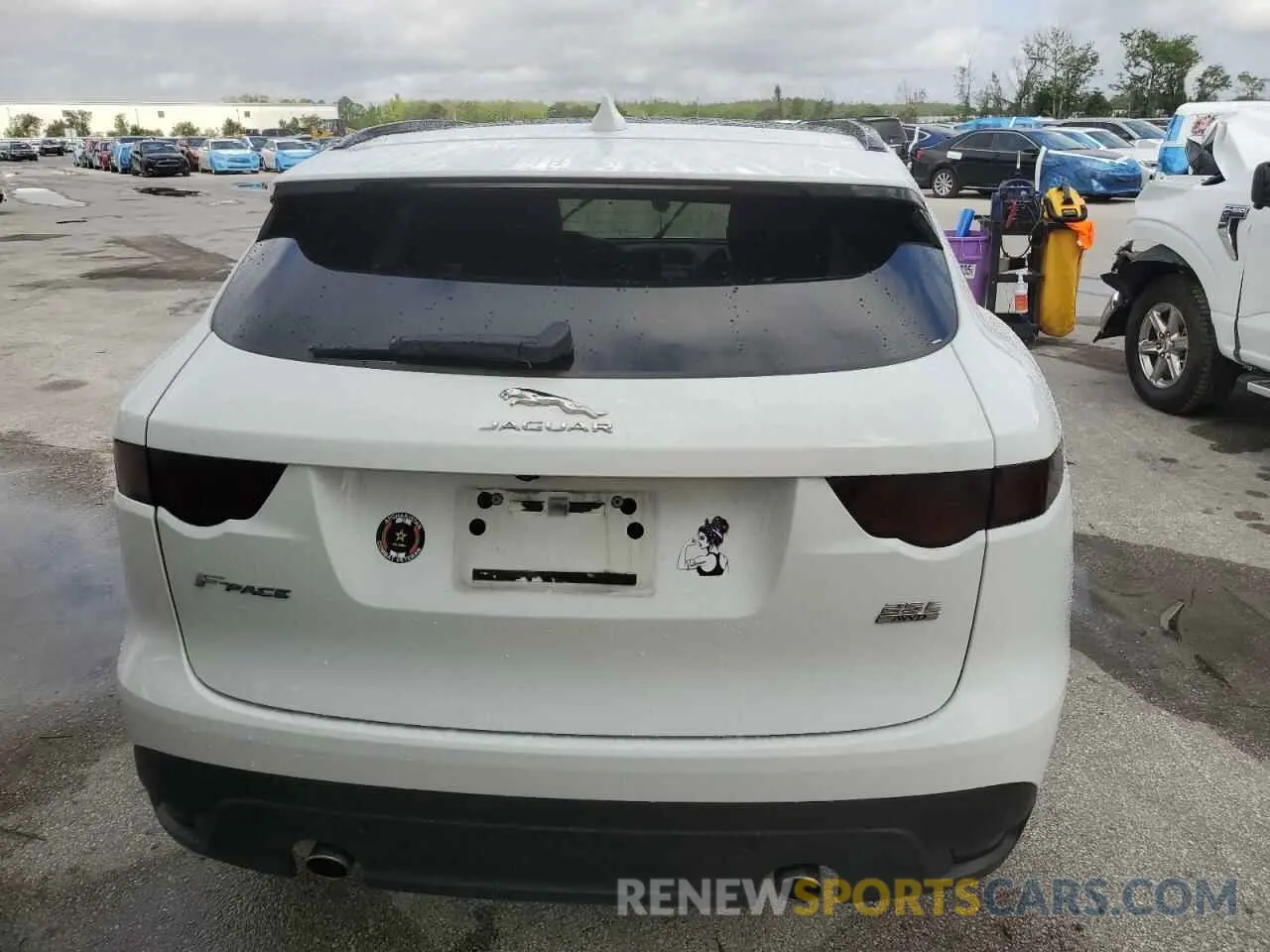 6 Photograph of a damaged car SADCL2FX3KA352611 JAGUAR F-PACE 2019