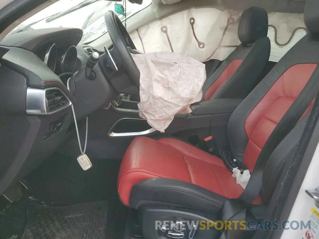7 Photograph of a damaged car SADCL2FX3KA352611 JAGUAR F-PACE 2019