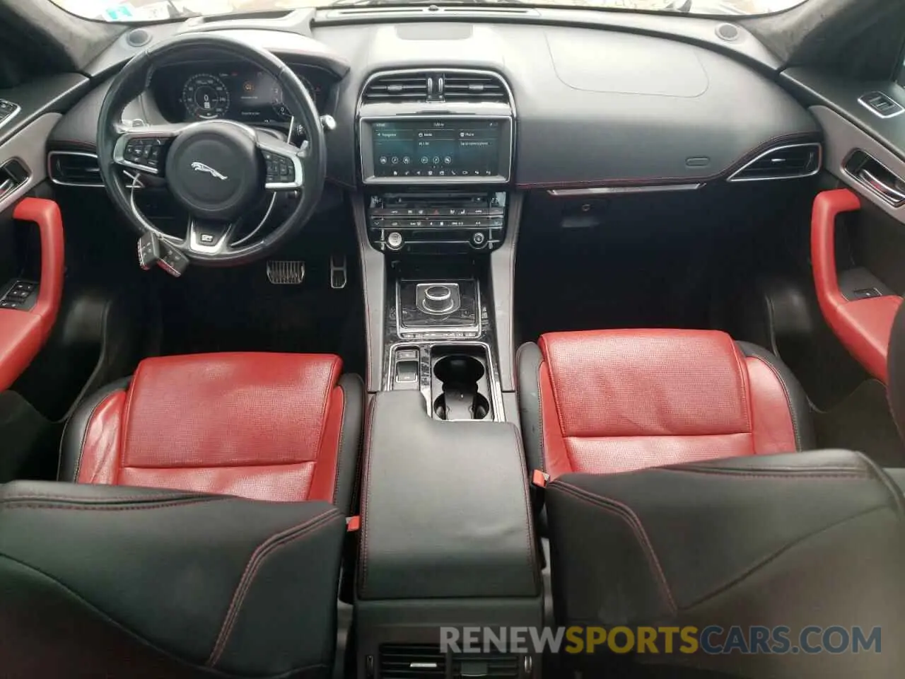 8 Photograph of a damaged car SADCL2FX7KA364583 JAGUAR F-PACE 2019