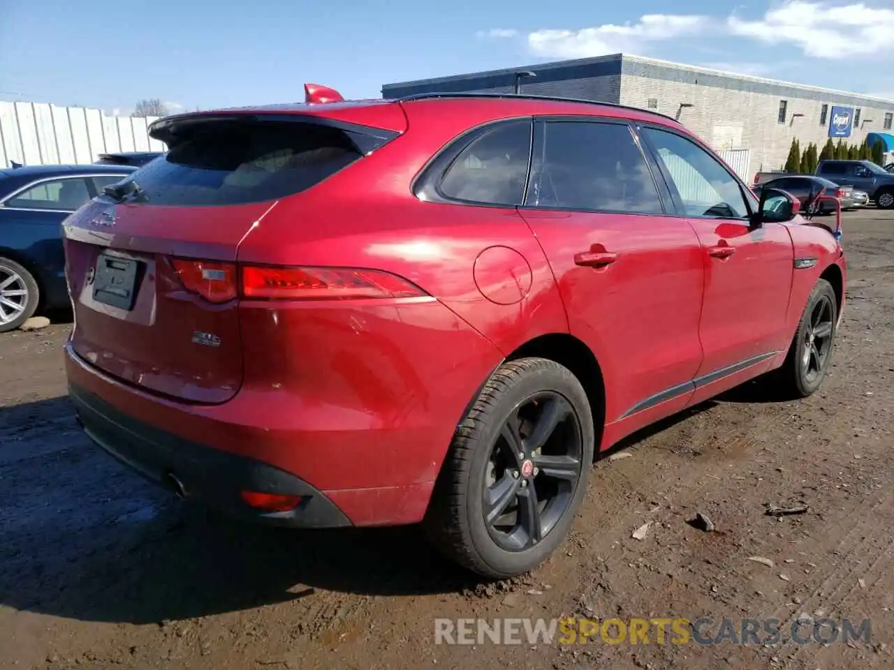 4 Photograph of a damaged car SADCL2GX5KA605877 JAGUAR F-PACE 2019