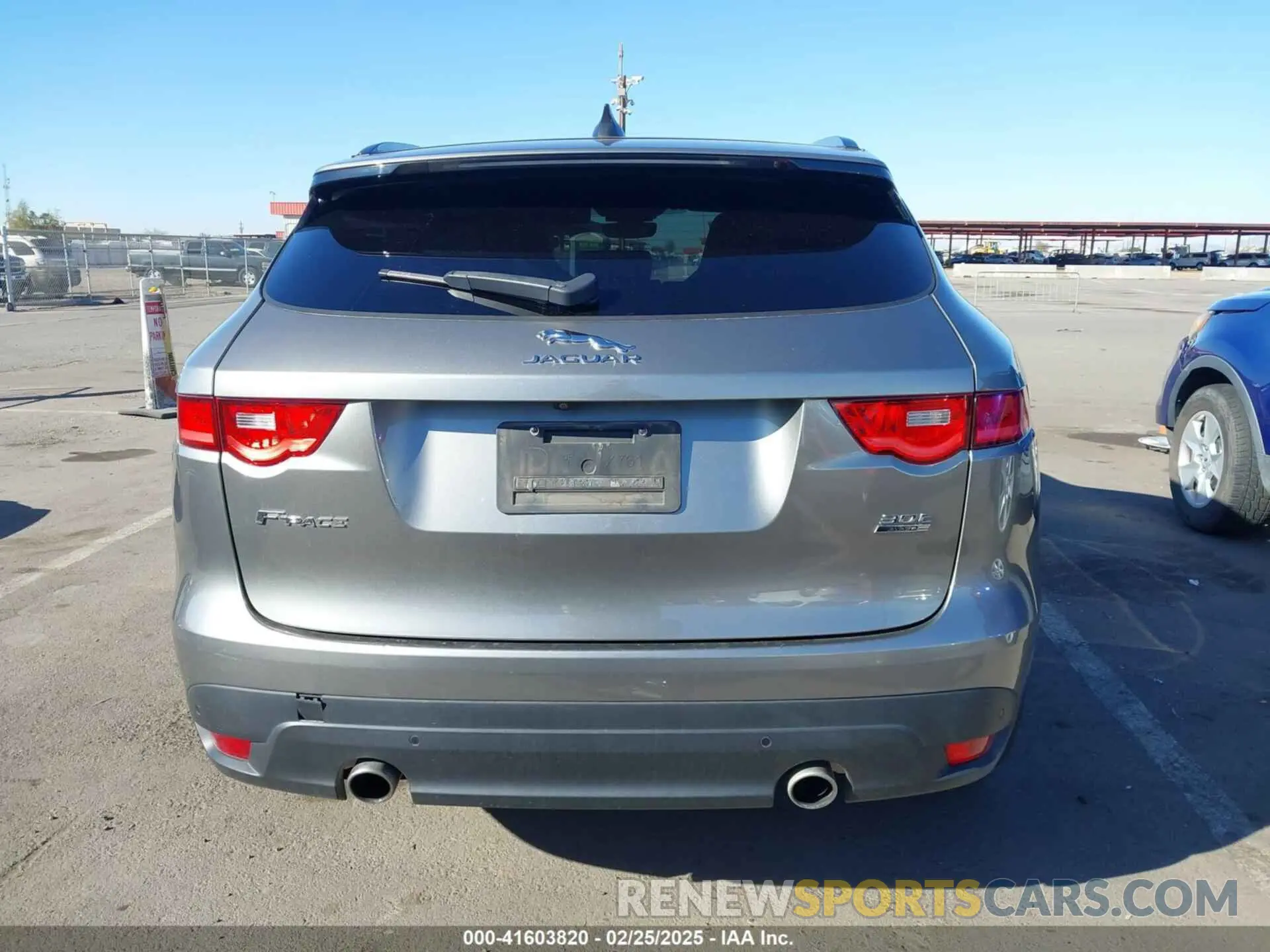 16 Photograph of a damaged car SADCL2GX6KA368347 JAGUAR F-PACE 2019