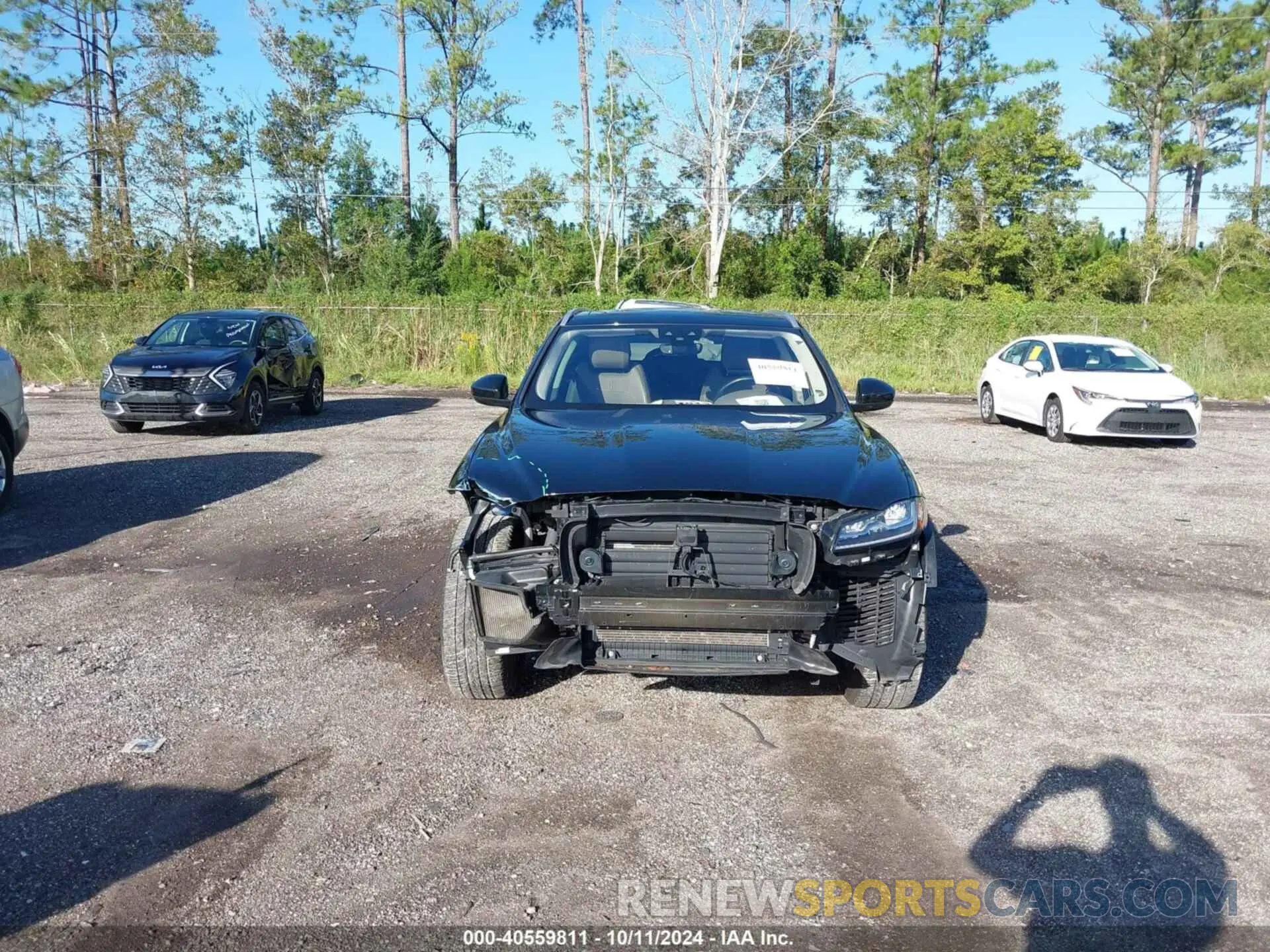 12 Photograph of a damaged car SADCL2GX6KA394382 JAGUAR F-PACE 2019