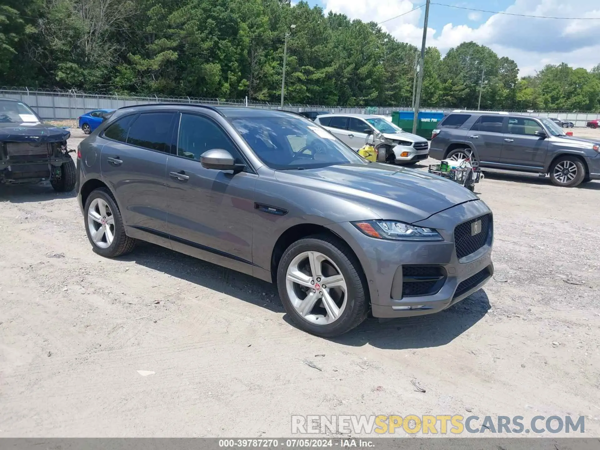 1 Photograph of a damaged car SADCL2GXXKA398371 JAGUAR F-PACE 2019