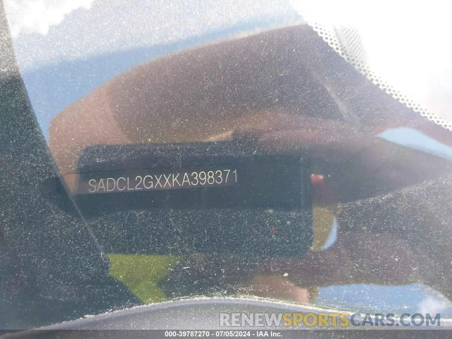 9 Photograph of a damaged car SADCL2GXXKA398371 JAGUAR F-PACE 2019