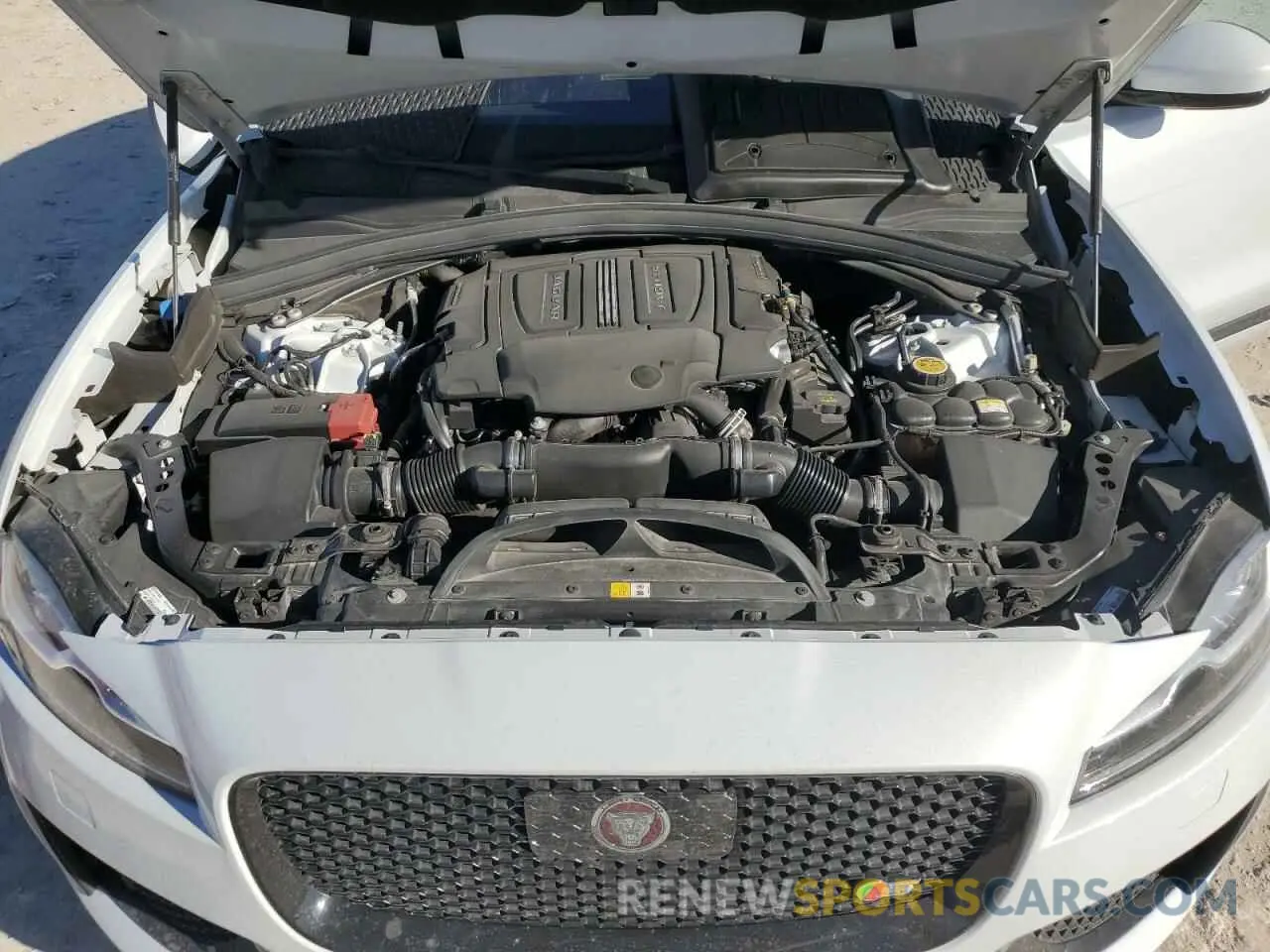 14 Photograph of a damaged car SADCM2FV1KA391631 JAGUAR F-PACE 2019