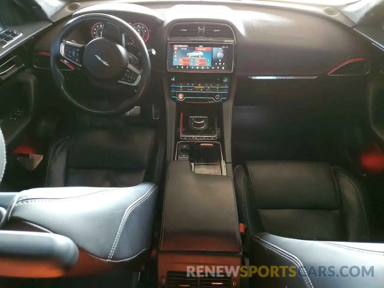 8 Photograph of a damaged car SADCM2FV1KA610717 JAGUAR F-PACE 2019