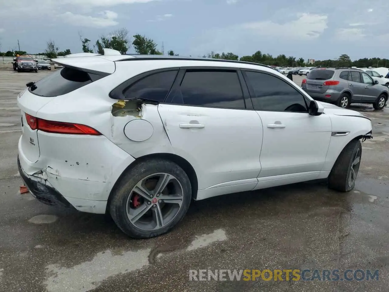 3 Photograph of a damaged car SADCM2FV1KA611009 JAGUAR F-PACE 2019