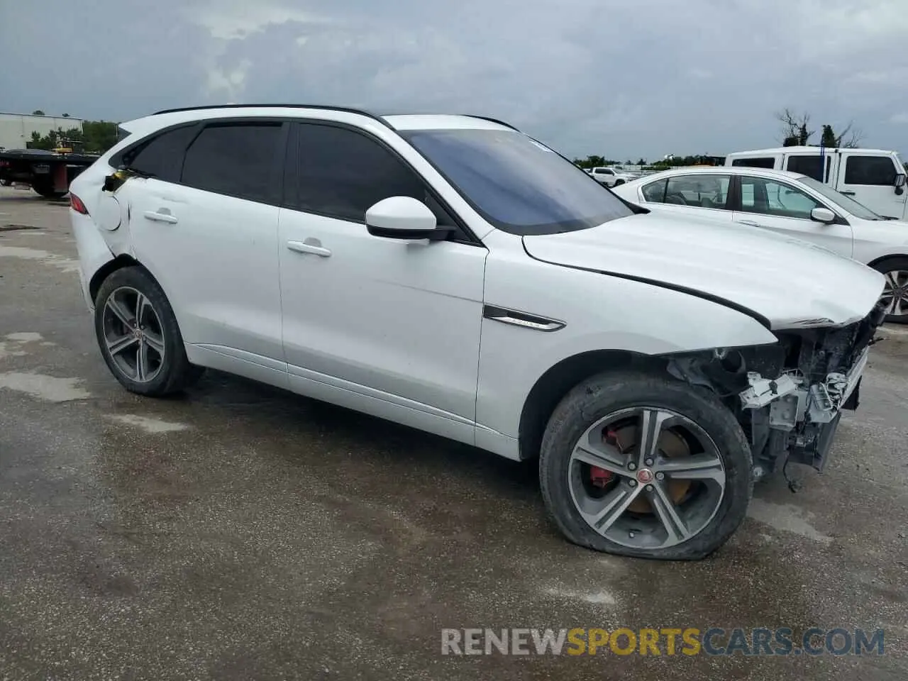 4 Photograph of a damaged car SADCM2FV1KA611009 JAGUAR F-PACE 2019