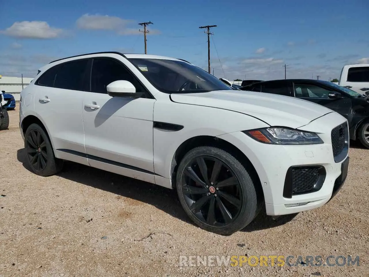 4 Photograph of a damaged car SADCM2FV2KA358900 JAGUAR F-PACE 2019