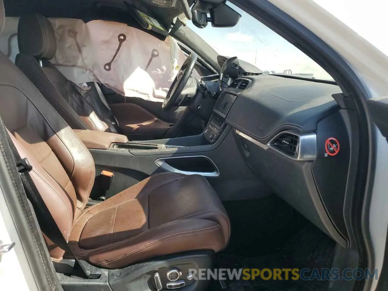 7 Photograph of a damaged car SADCM2FV2KA358900 JAGUAR F-PACE 2019