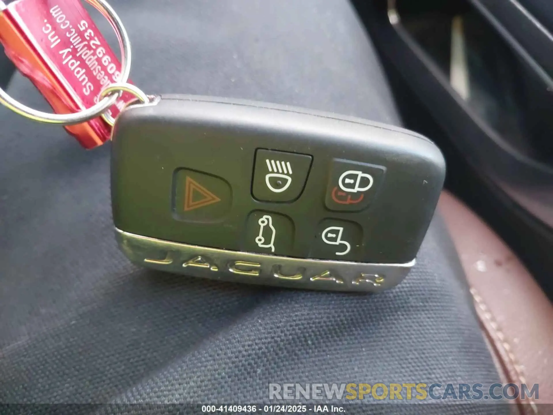 11 Photograph of a damaged car SADCM2FV2KA398507 JAGUAR F-PACE 2019