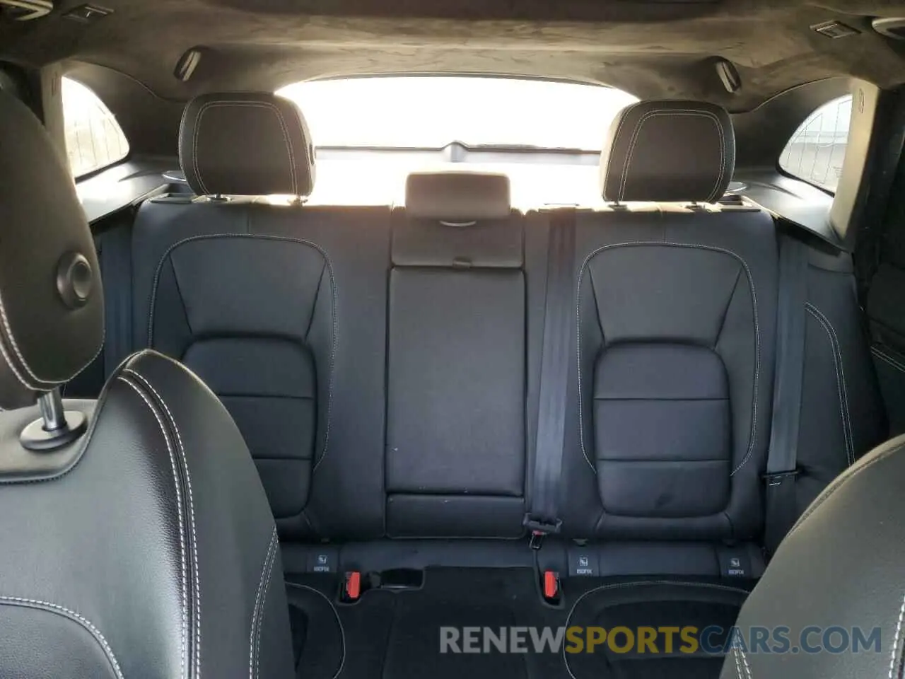10 Photograph of a damaged car SADCM2FV3KA352927 JAGUAR F-PACE 2019