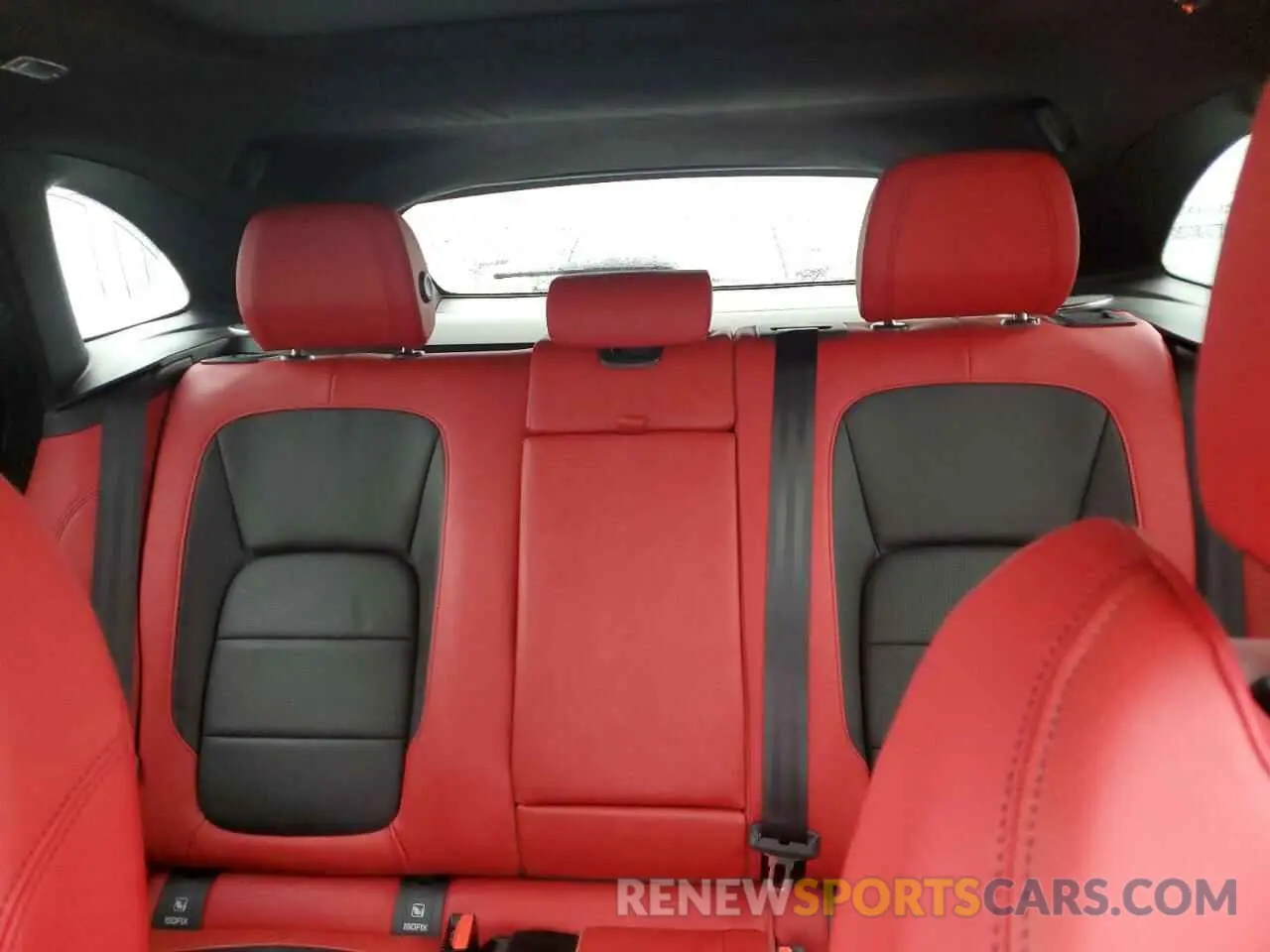 10 Photograph of a damaged car SADCM2FV5KA358051 JAGUAR F-PACE 2019