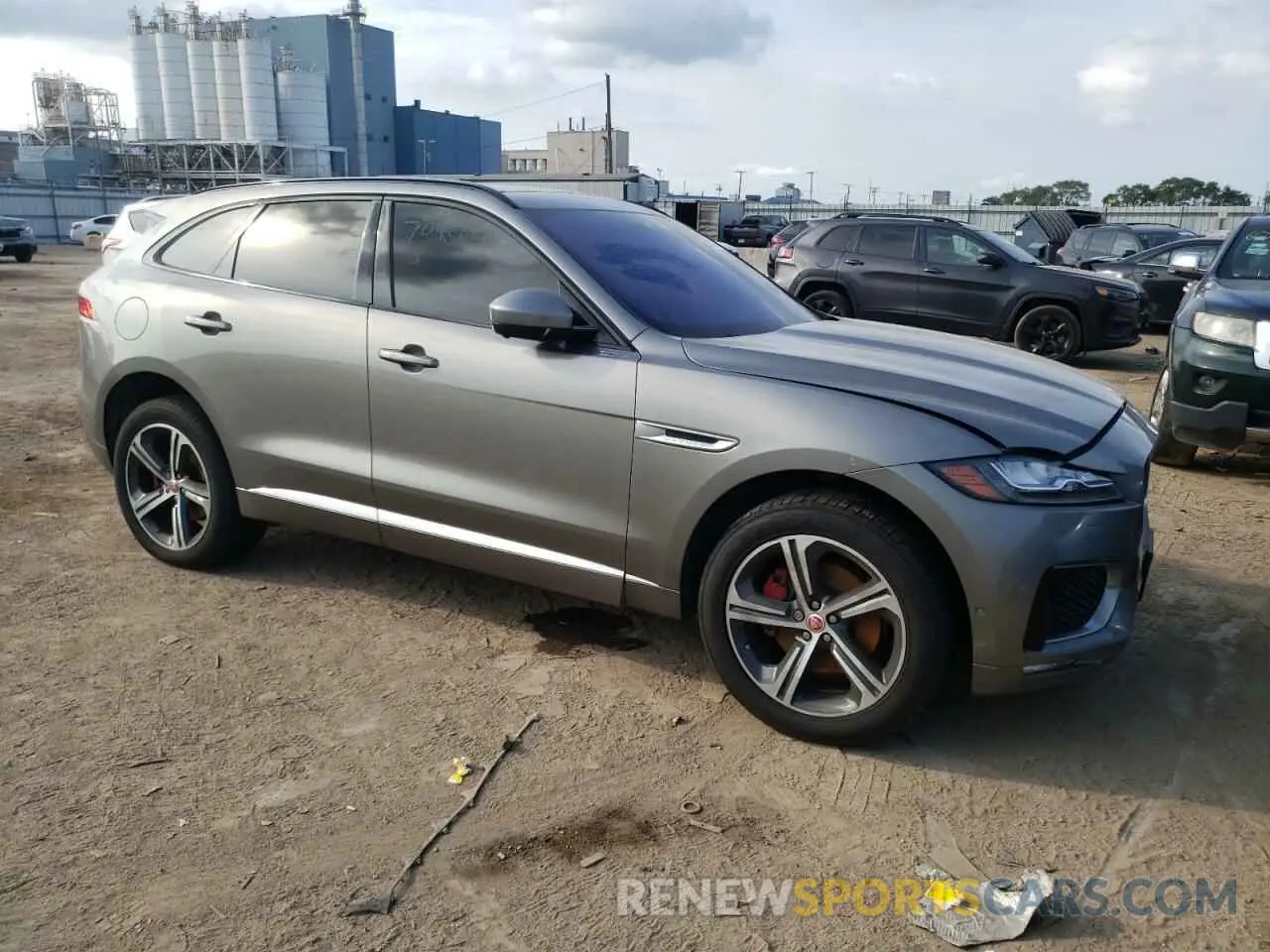 4 Photograph of a damaged car SADCM2FV6KA367681 JAGUAR F-PACE 2019