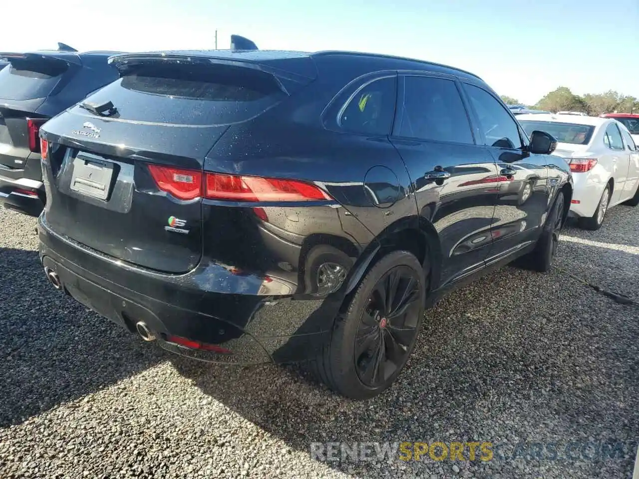 3 Photograph of a damaged car SADCM2FV6KA616206 JAGUAR F-PACE 2019