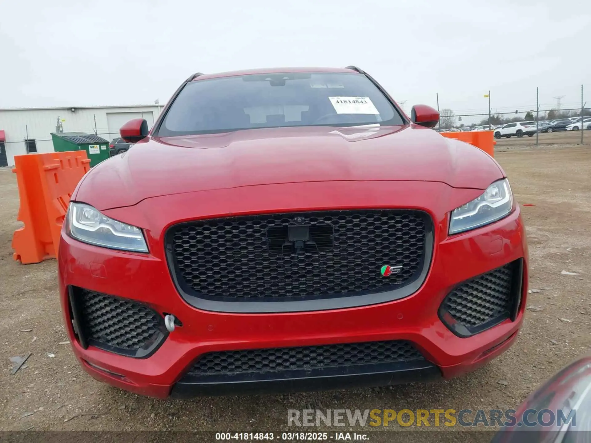 12 Photograph of a damaged car SADCM2FV7KA363378 JAGUAR F-PACE 2019
