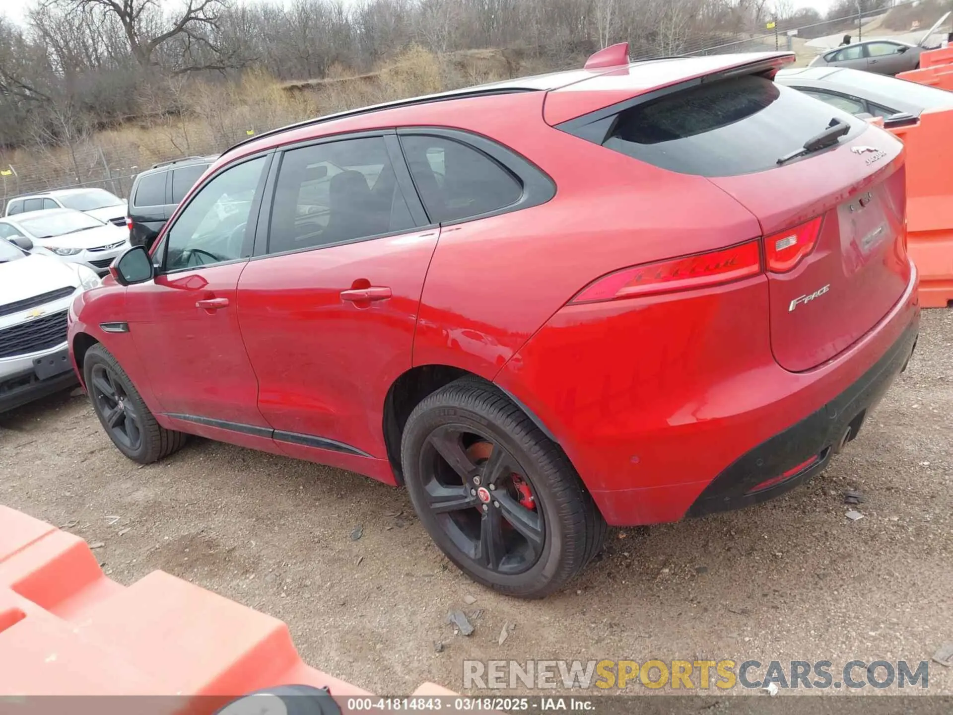 3 Photograph of a damaged car SADCM2FV7KA363378 JAGUAR F-PACE 2019