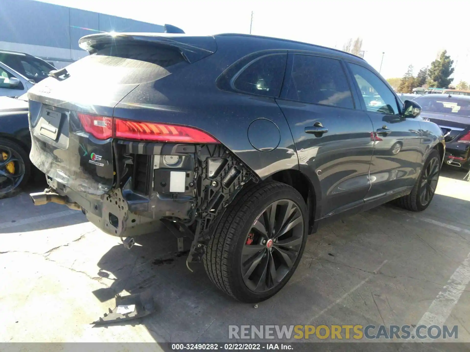 4 Photograph of a damaged car SADCM2FV8KA353720 JAGUAR F-PACE 2019