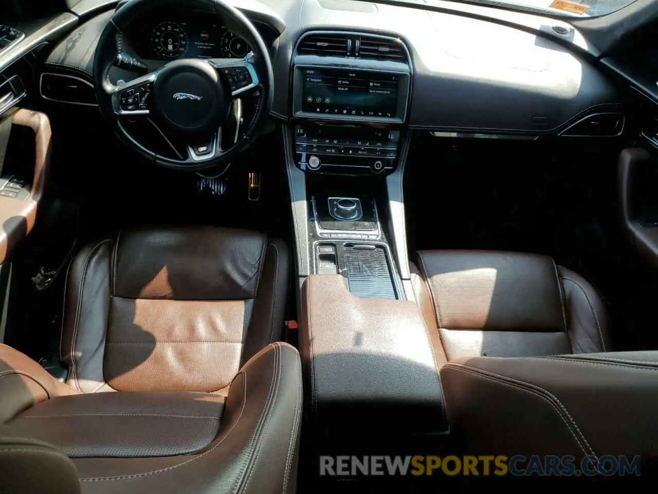 8 Photograph of a damaged car SADCM2FV8KA609726 JAGUAR F-PACE 2019