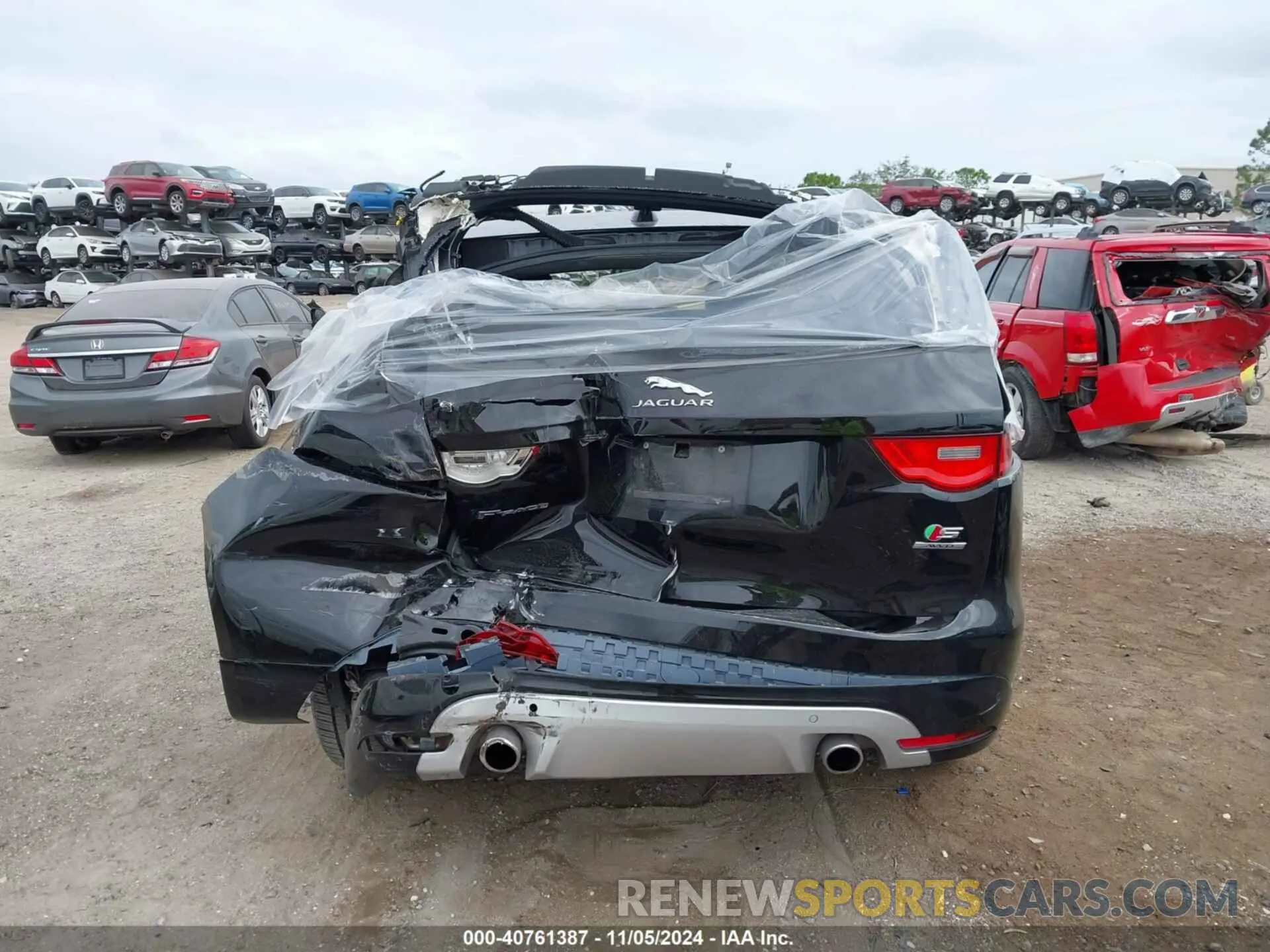 16 Photograph of a damaged car SADCM2FV9KA361504 JAGUAR F-PACE 2019