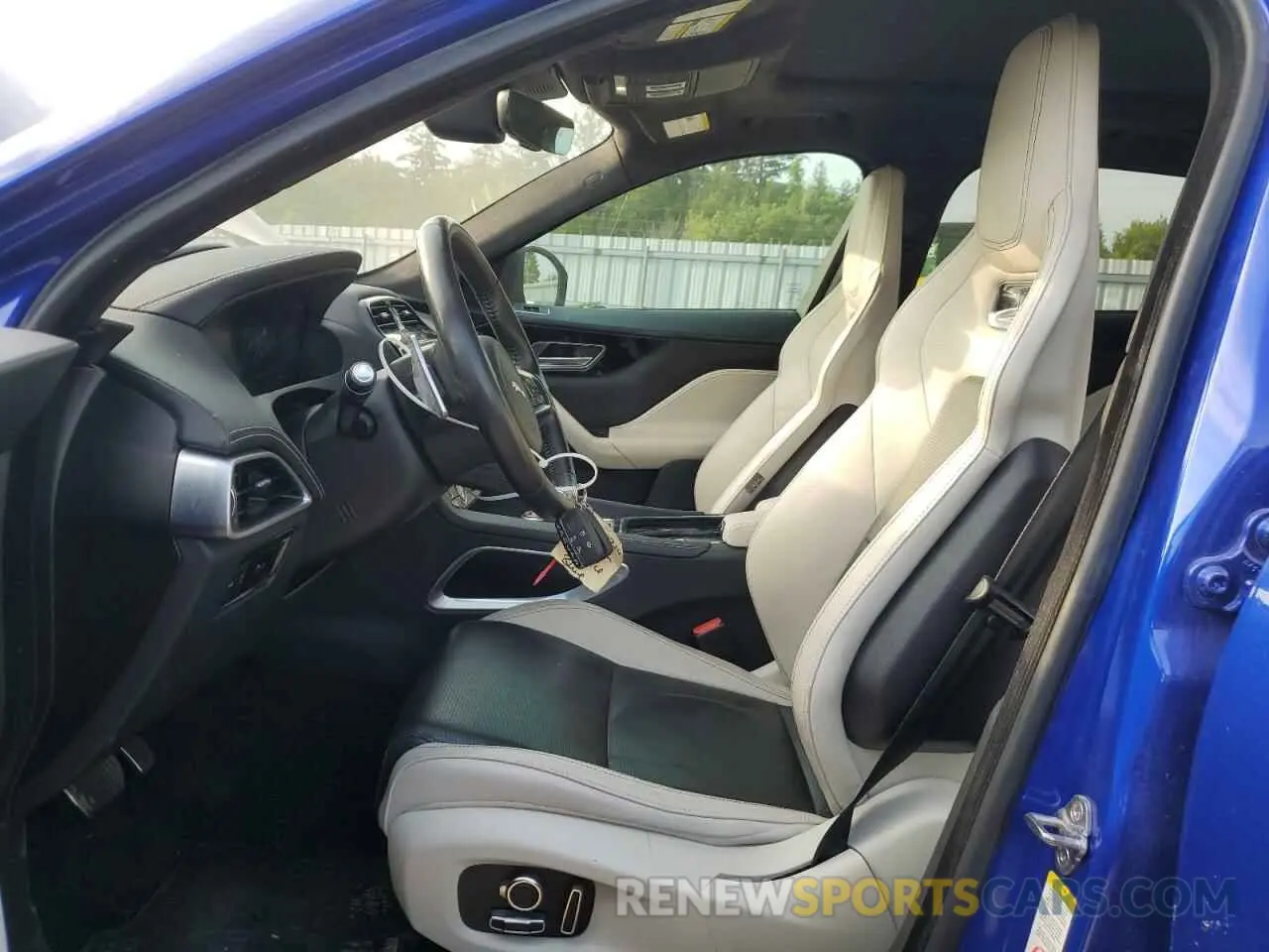 7 Photograph of a damaged car SADCM2FVXKA610005 JAGUAR F-PACE 2019