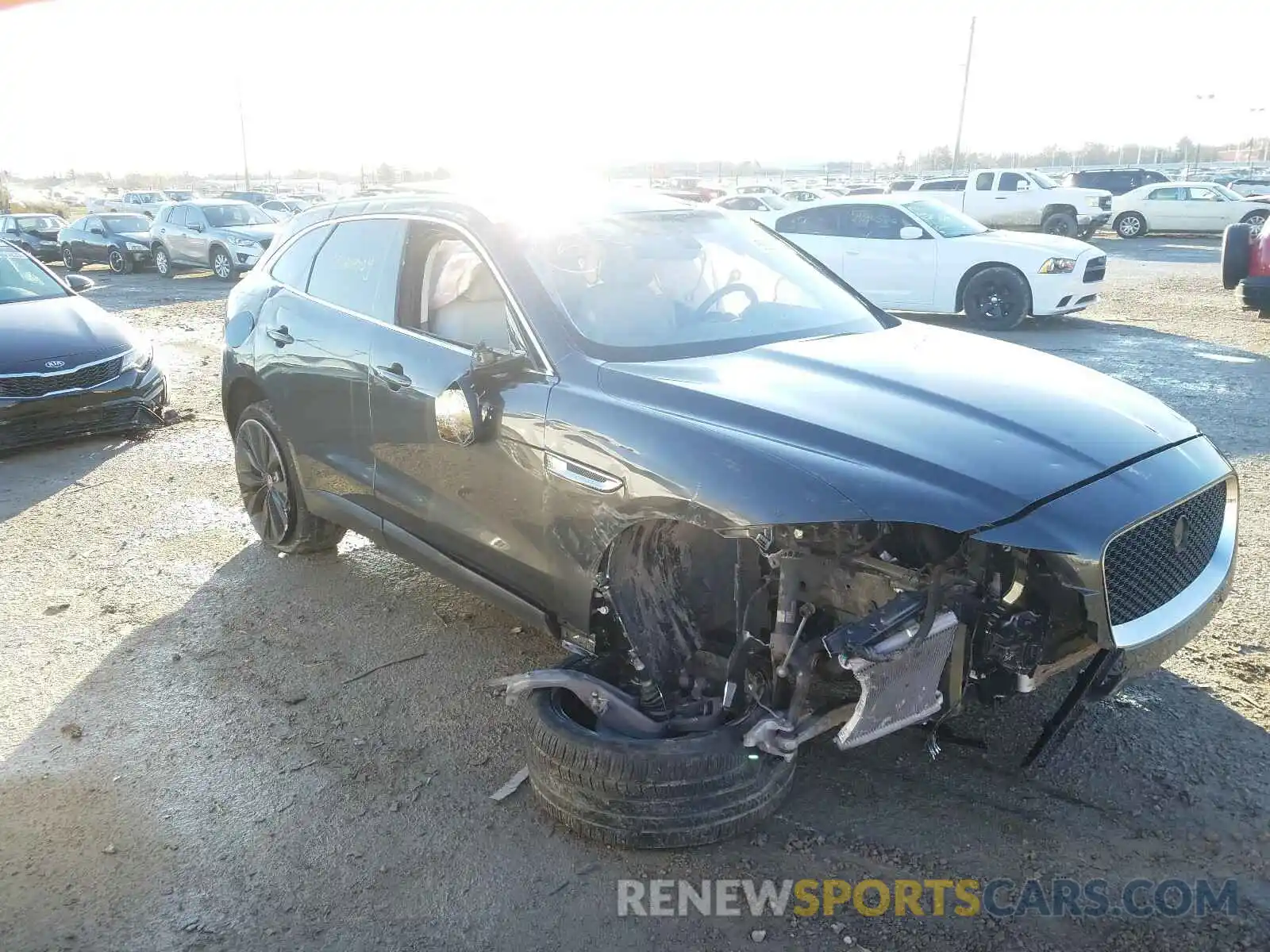 1 Photograph of a damaged car SADCN2GX0KA362103 JAGUAR F-PACE 2019