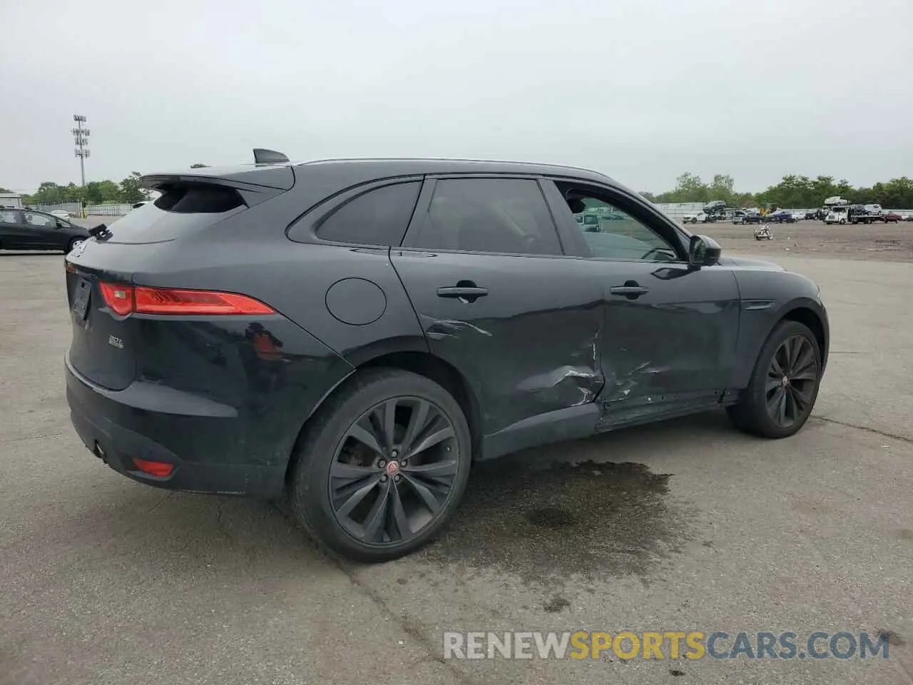 3 Photograph of a damaged car SADCN2GX7KA365936 JAGUAR F-PACE 2019