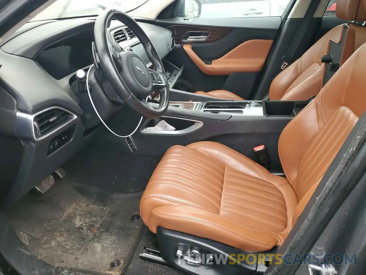 7 Photograph of a damaged car SADCN2GX9KA357787 JAGUAR F-PACE 2019
