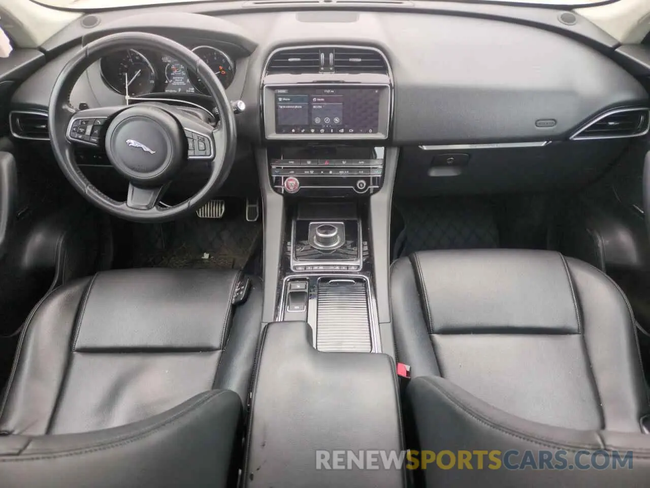 8 Photograph of a damaged car SADCS2FX0KA602177 JAGUAR F-PACE 2019