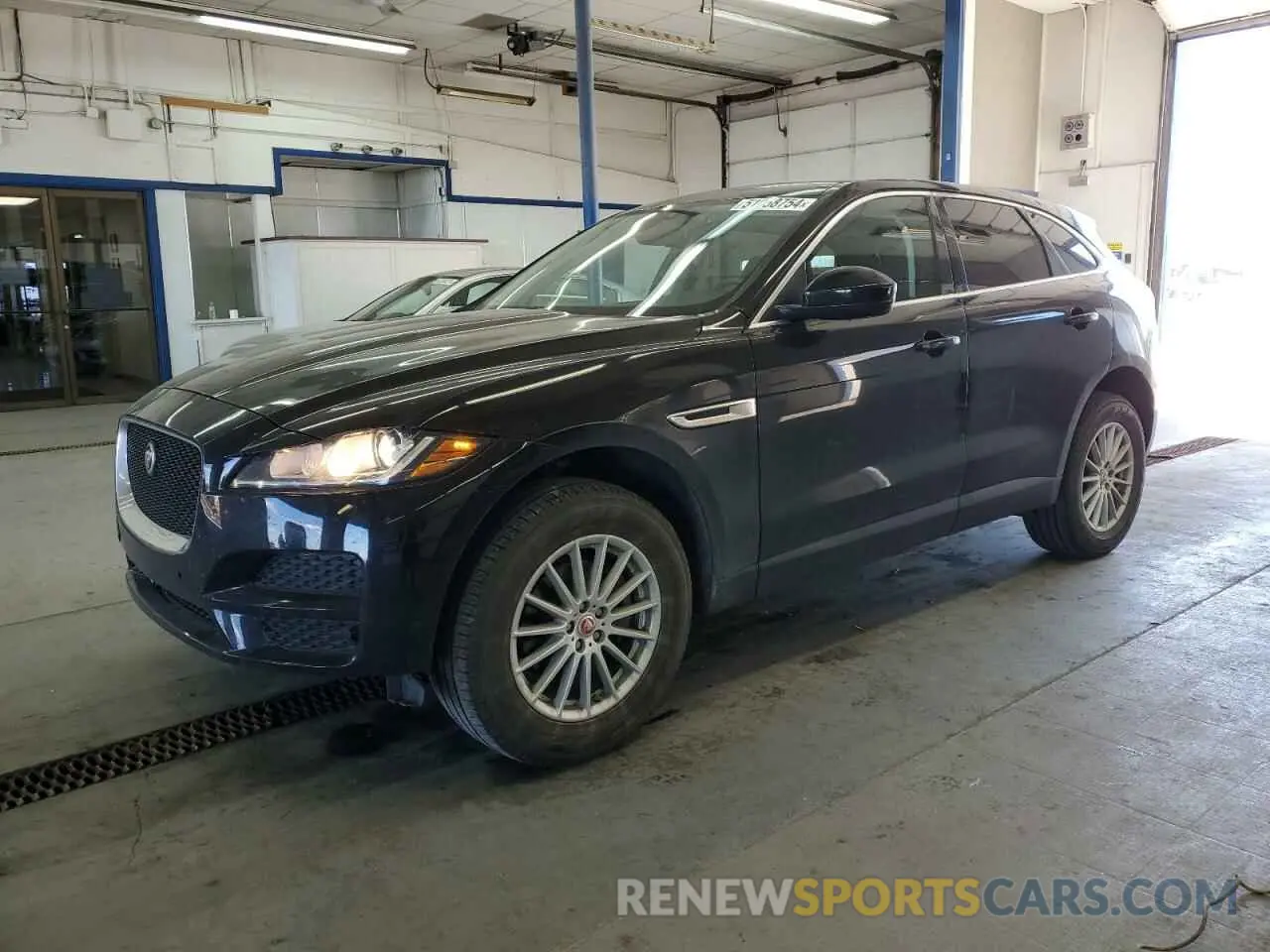 1 Photograph of a damaged car SADCS2FX3KA390570 JAGUAR F-PACE 2019