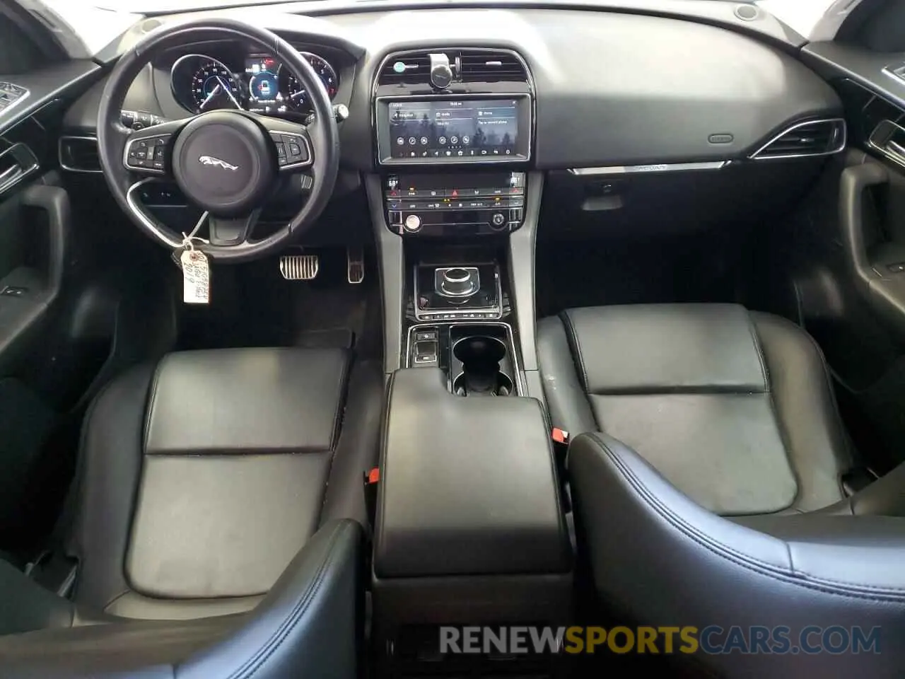 8 Photograph of a damaged car SADCS2FX3KA390570 JAGUAR F-PACE 2019
