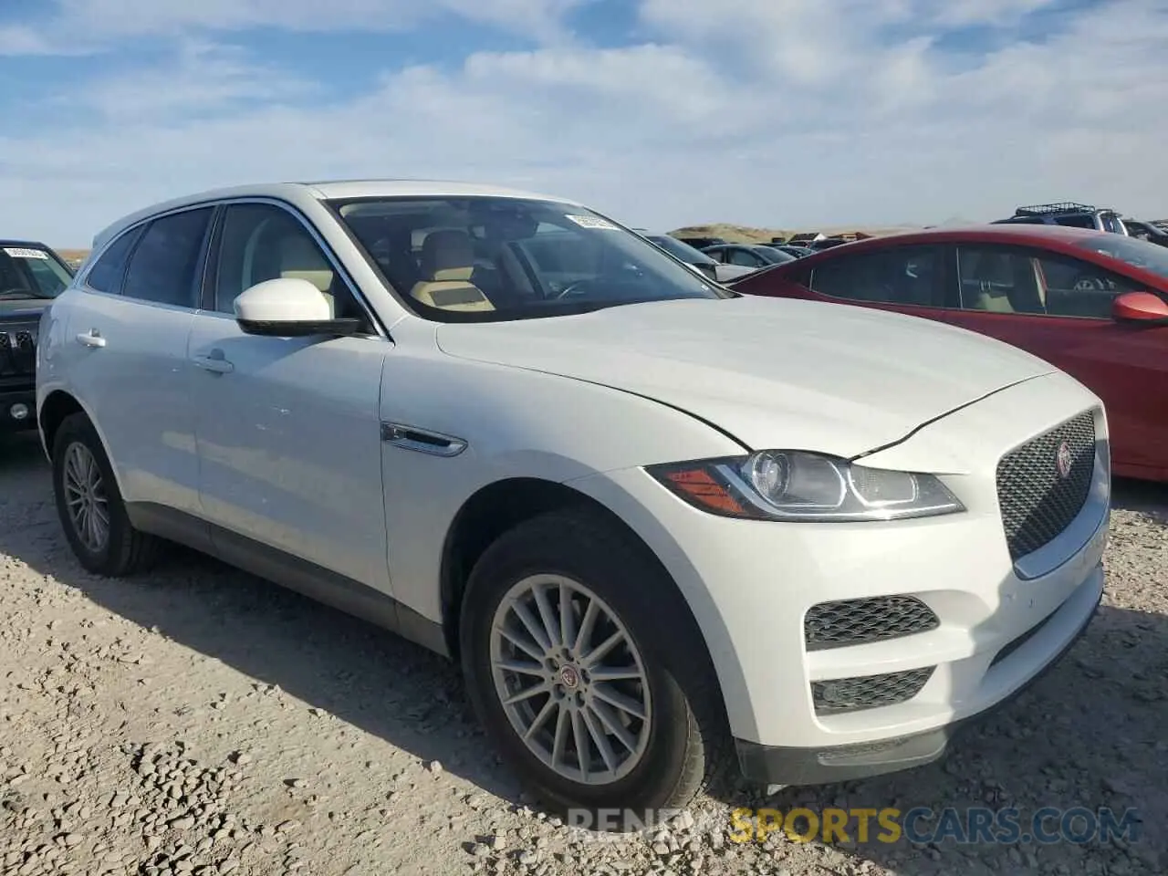 4 Photograph of a damaged car SADCS2FX3KA391153 JAGUAR F-PACE 2019