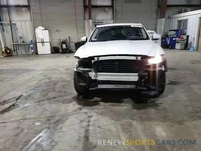 14 Photograph of a damaged car SADCS2FX9KA602971 JAGUAR F-PACE 2019
