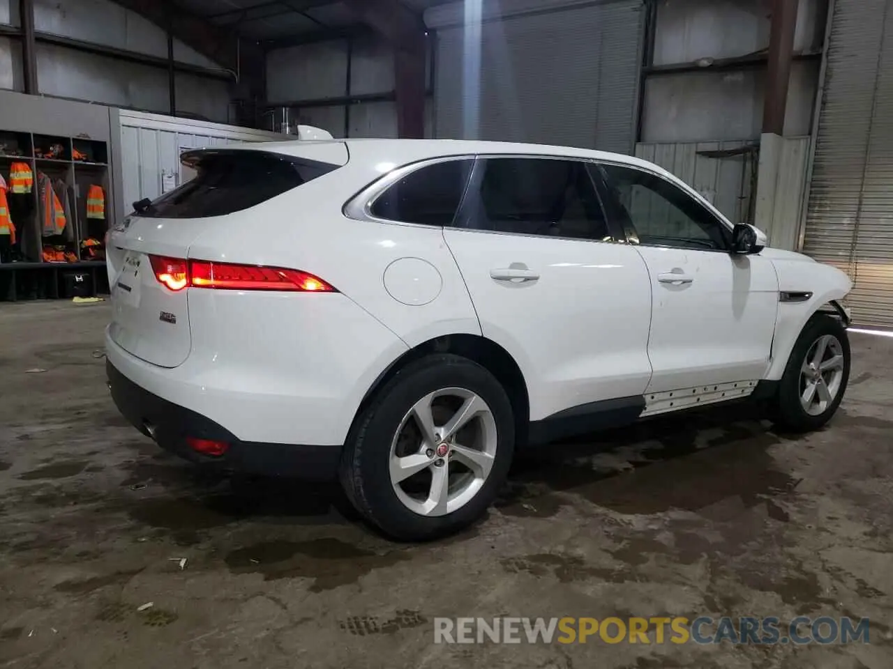 3 Photograph of a damaged car SADCS2FX9KA602971 JAGUAR F-PACE 2019