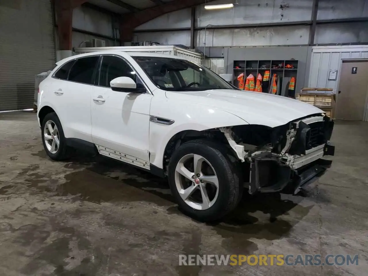 4 Photograph of a damaged car SADCS2FX9KA602971 JAGUAR F-PACE 2019