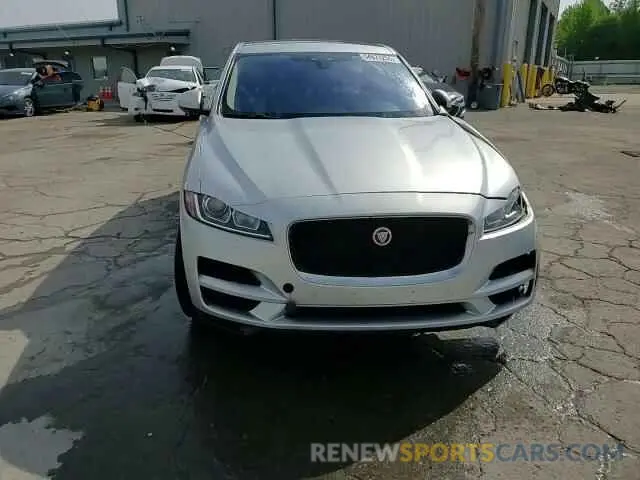14 Photograph of a damaged car SADCS2FXXKA390386 JAGUAR F-PACE 2019