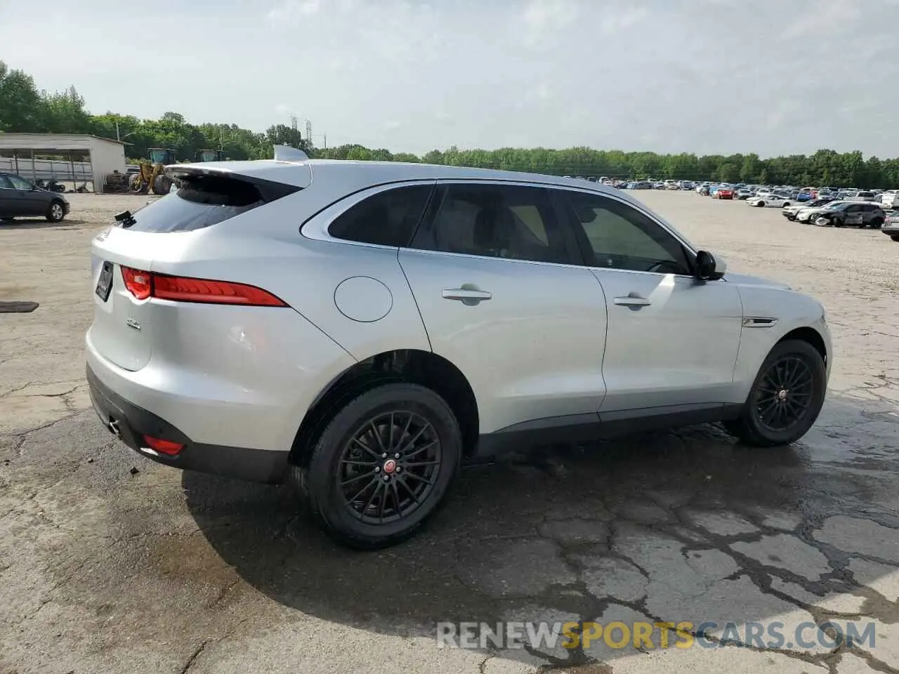 3 Photograph of a damaged car SADCS2FXXKA390386 JAGUAR F-PACE 2019