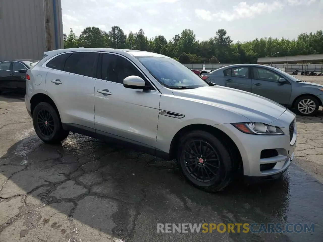 4 Photograph of a damaged car SADCS2FXXKA390386 JAGUAR F-PACE 2019