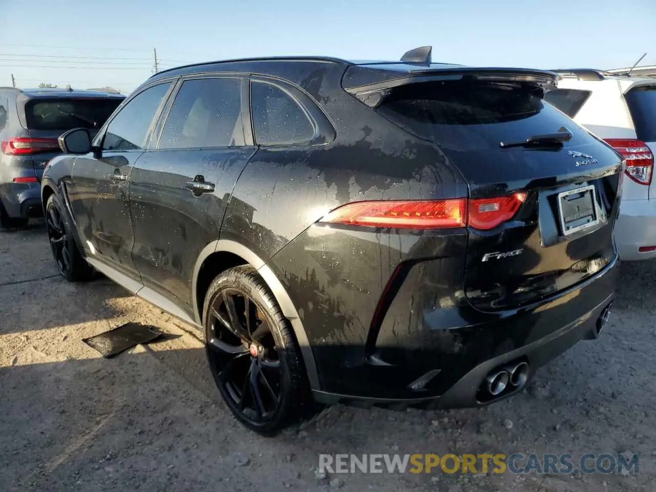 2 Photograph of a damaged car SADCZ2EE6KA604754 JAGUAR F-PACE 2019