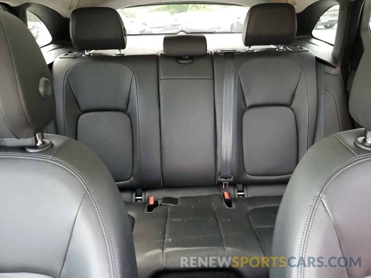 10 Photograph of a damaged car SADCJ2FX0LA629299 JAGUAR F-PACE 2020