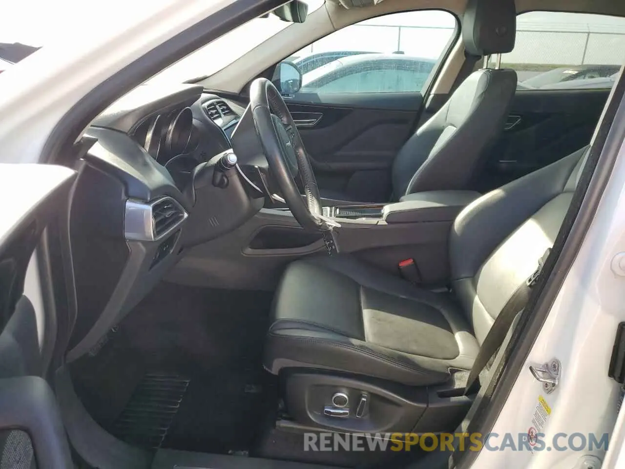 7 Photograph of a damaged car SADCJ2FX1LA624161 JAGUAR F-PACE 2020