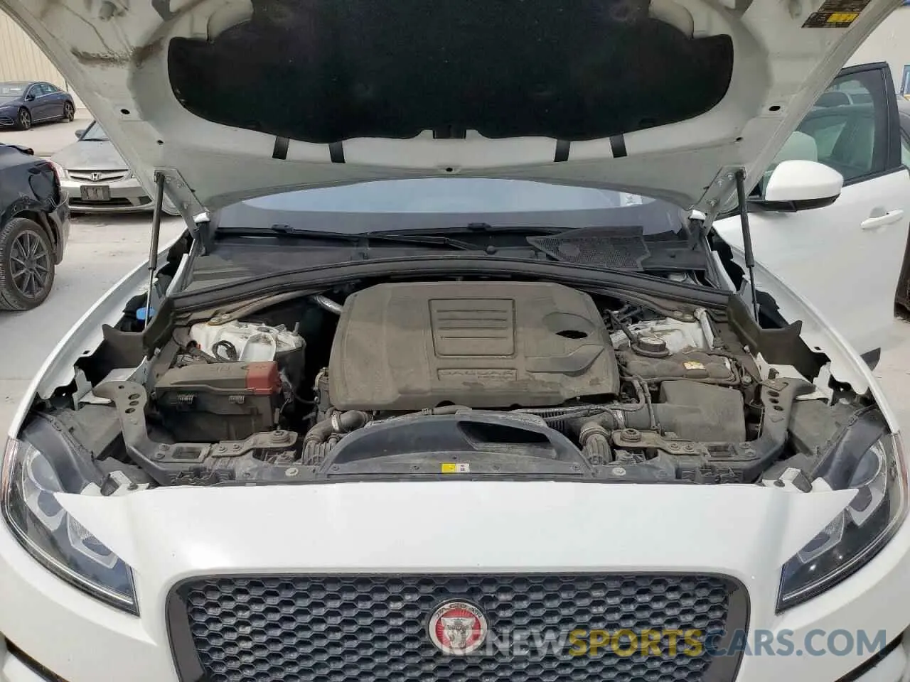 12 Photograph of a damaged car SADCJ2FX1LA628811 JAGUAR F-PACE 2020