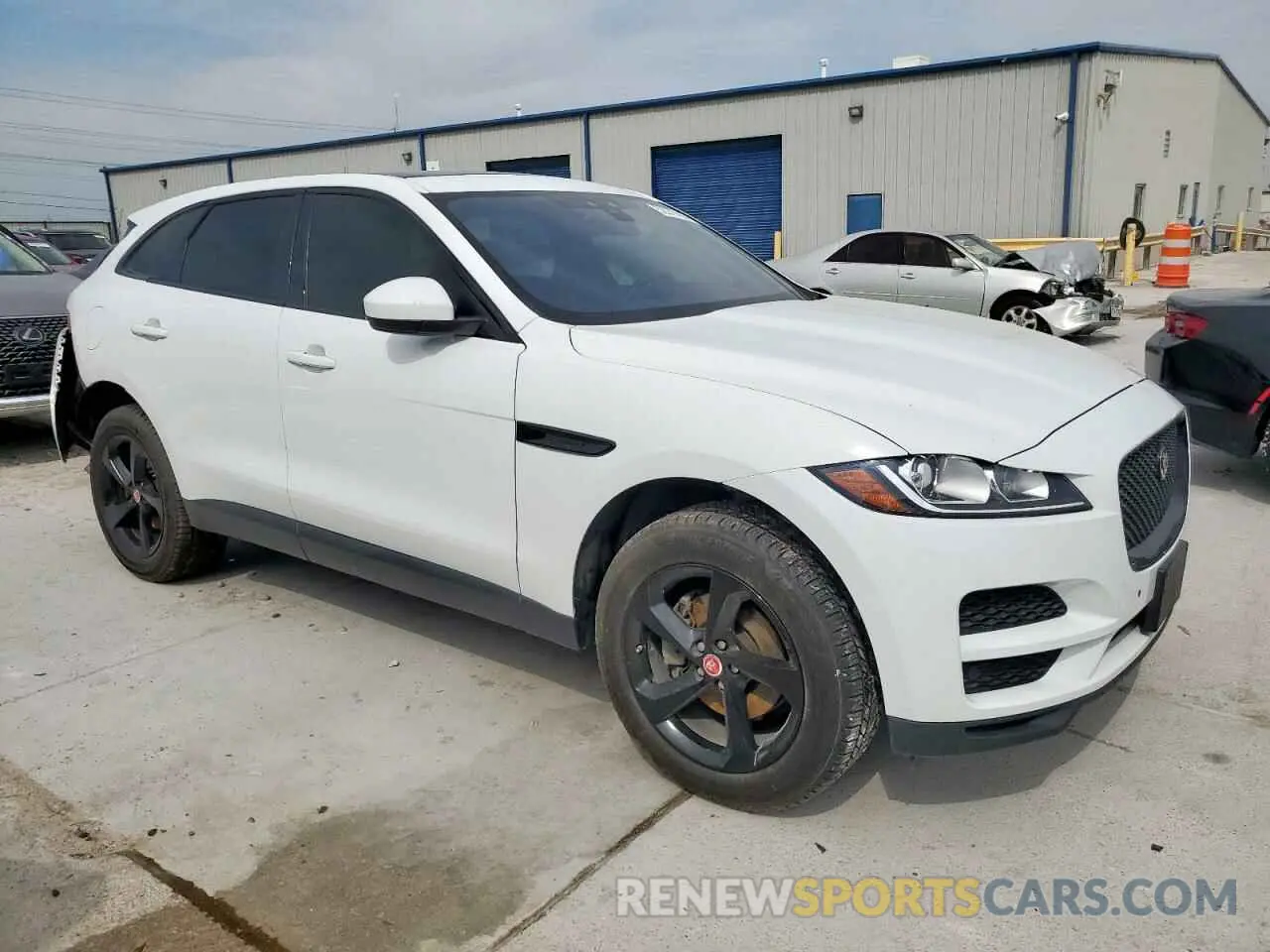 4 Photograph of a damaged car SADCJ2FX1LA628811 JAGUAR F-PACE 2020