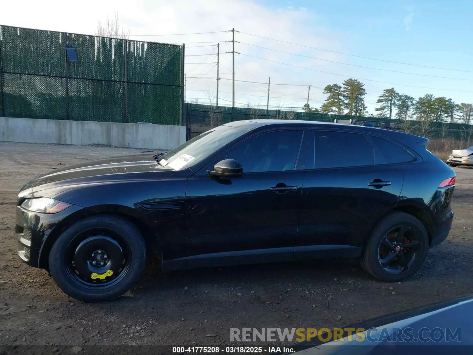 14 Photograph of a damaged car SADCJ2FX1LA648654 JAGUAR F-PACE 2020