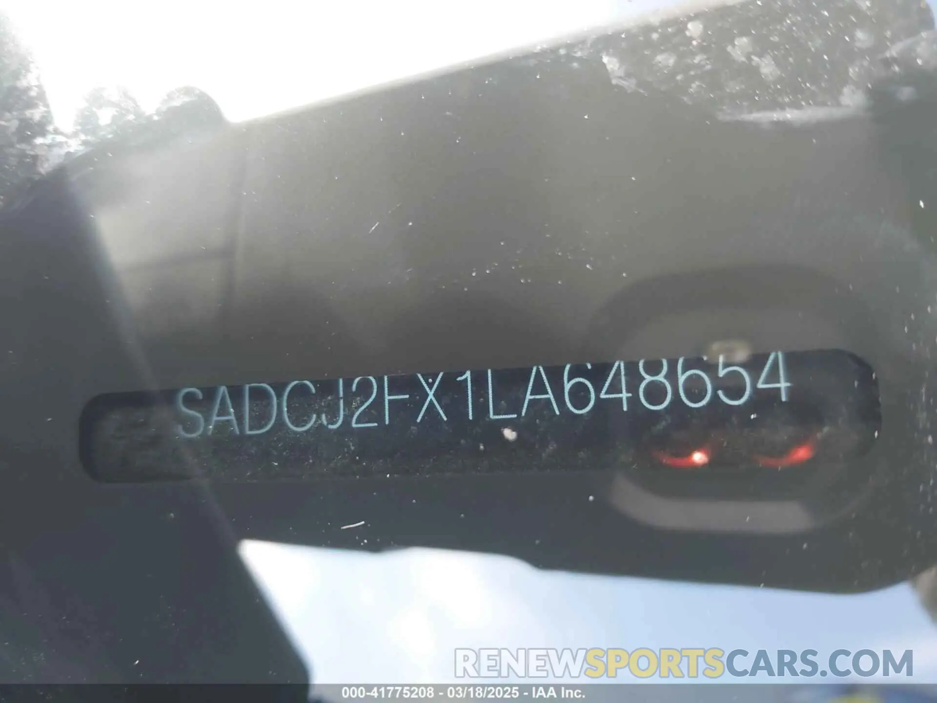17 Photograph of a damaged car SADCJ2FX1LA648654 JAGUAR F-PACE 2020