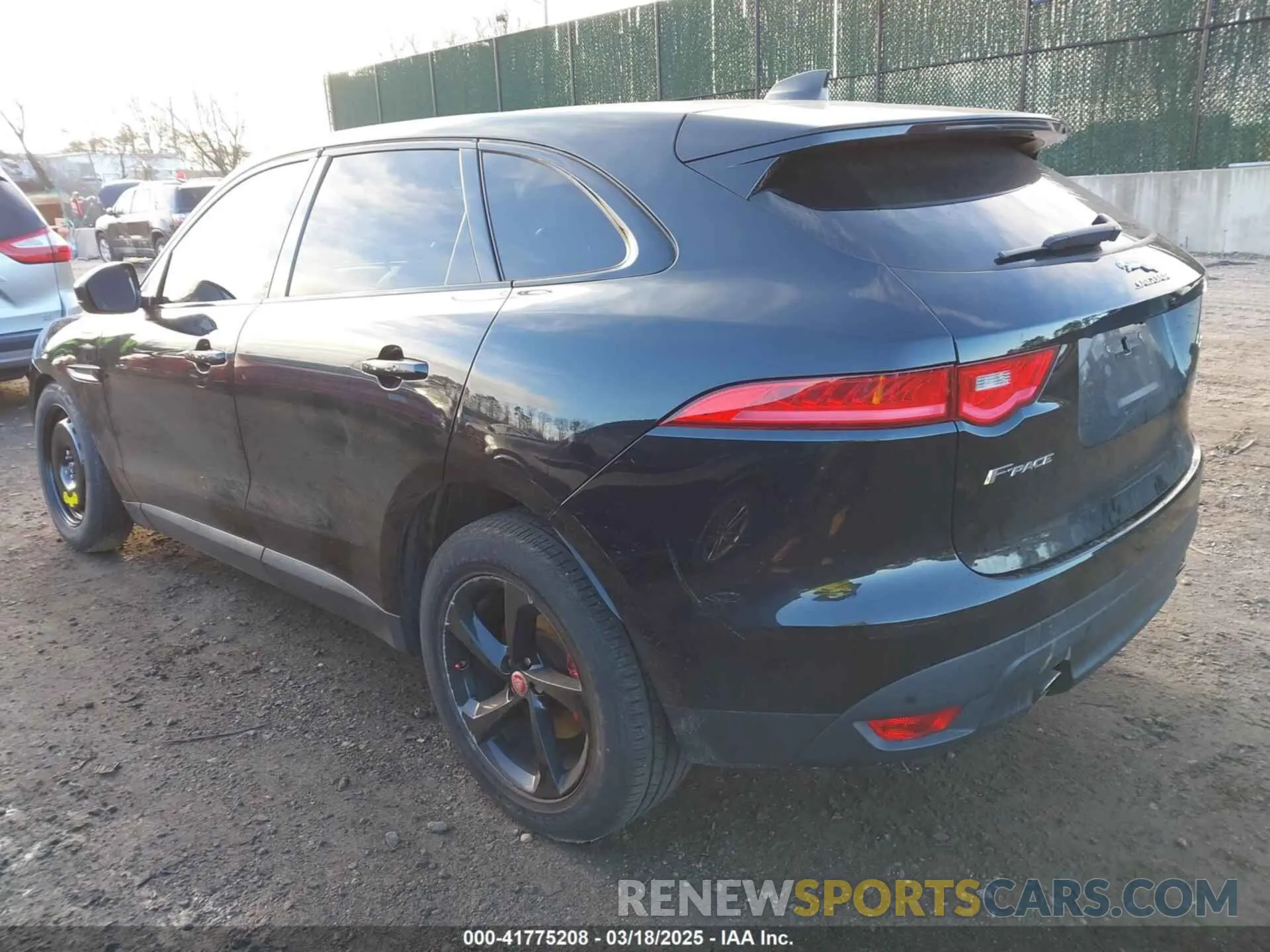 3 Photograph of a damaged car SADCJ2FX1LA648654 JAGUAR F-PACE 2020