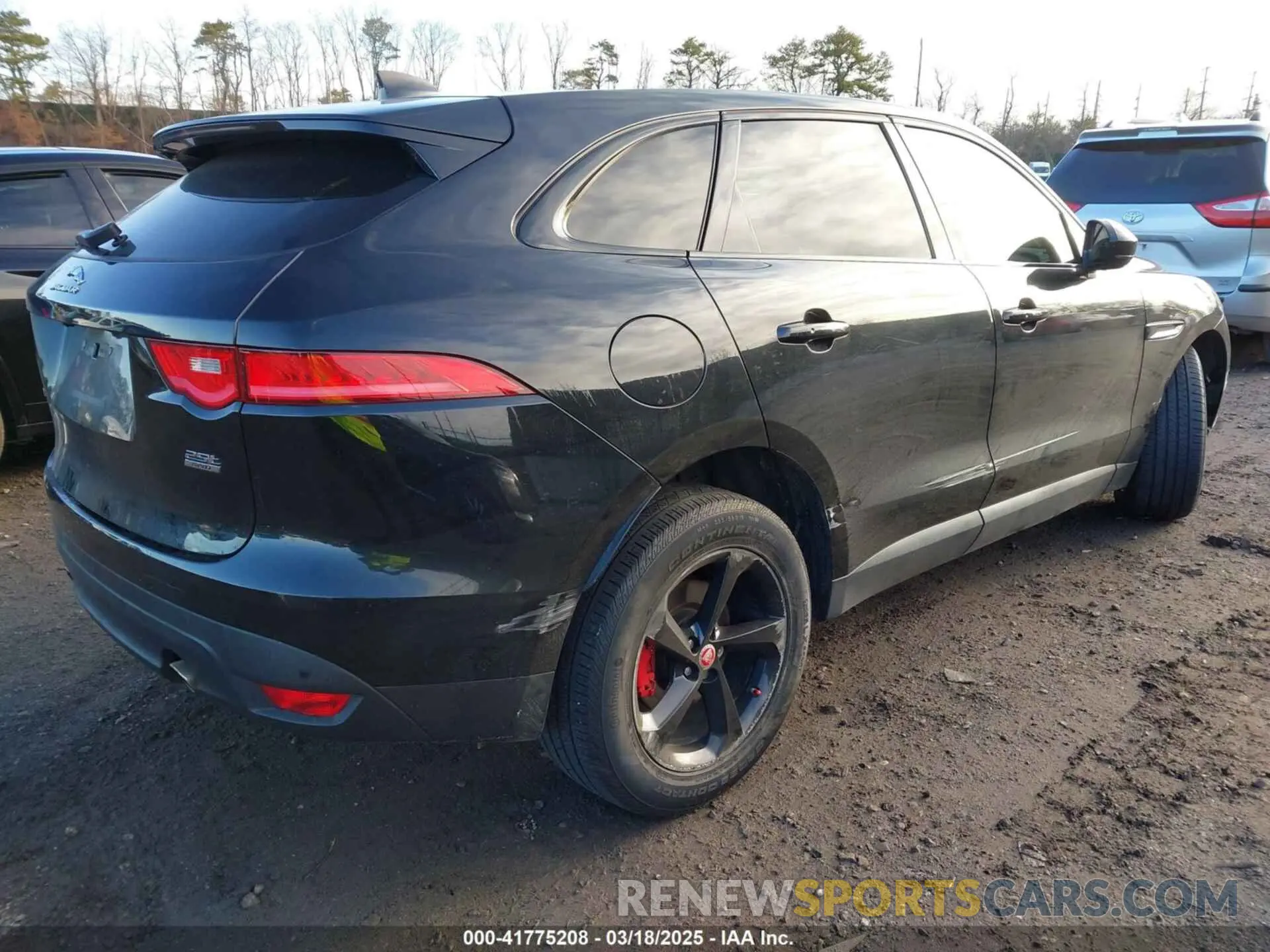 4 Photograph of a damaged car SADCJ2FX1LA648654 JAGUAR F-PACE 2020