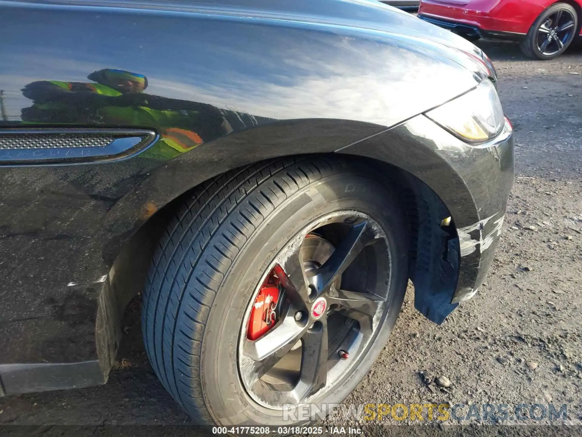 6 Photograph of a damaged car SADCJ2FX1LA648654 JAGUAR F-PACE 2020